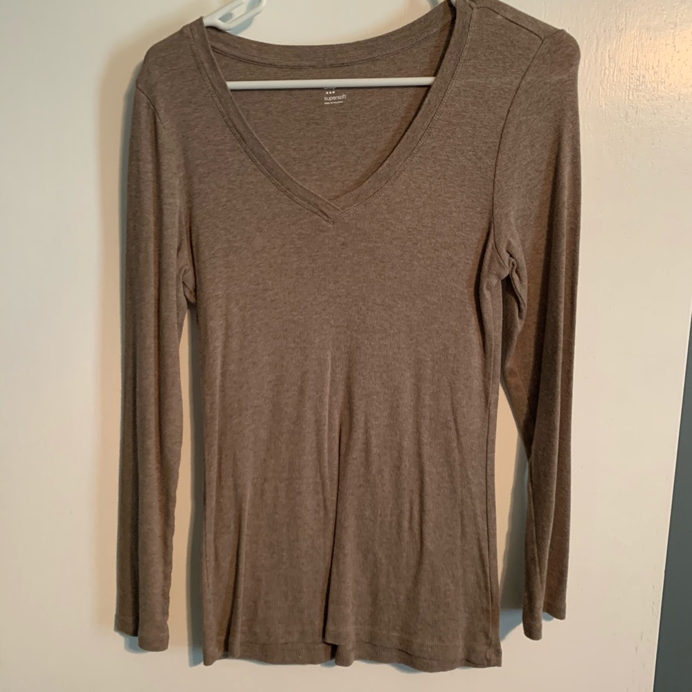 Gap long sleeve tee